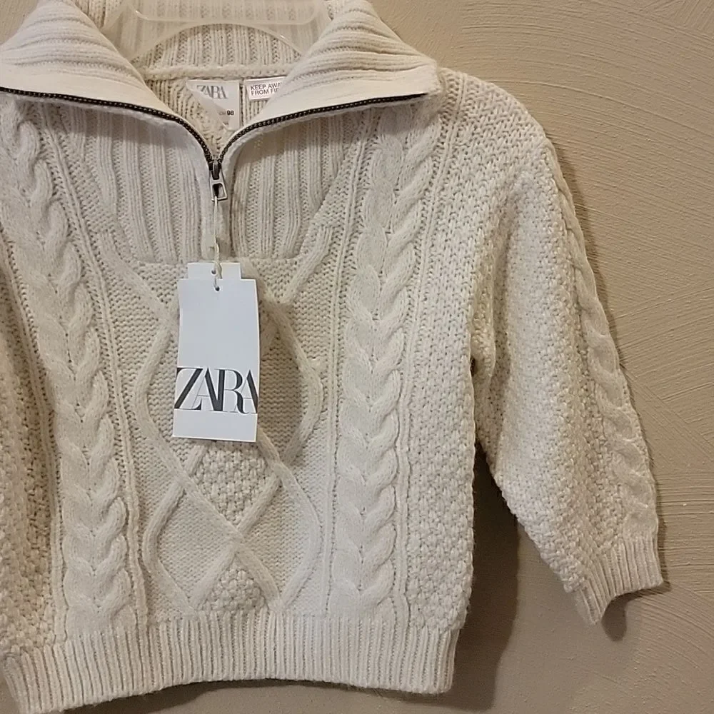 Zara acrylic poly